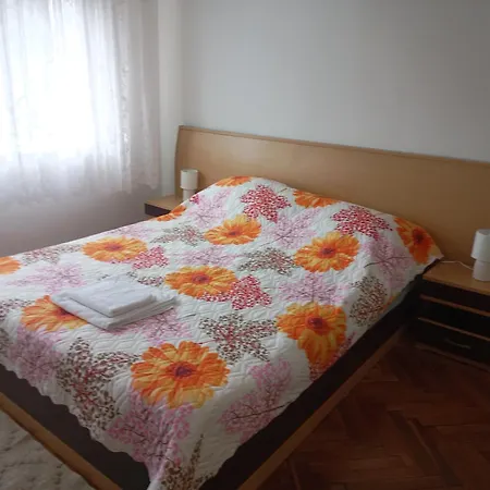 за гости Nik 公寓