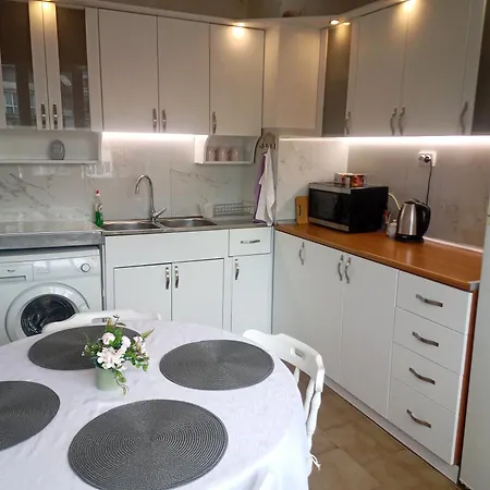 公寓 за гости Nik 瓦爾納