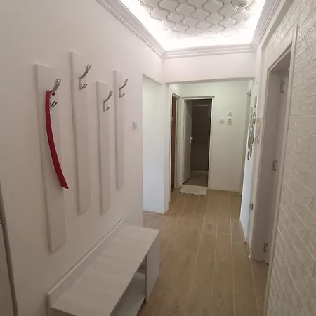 Апартаменты за гости Nik Варна