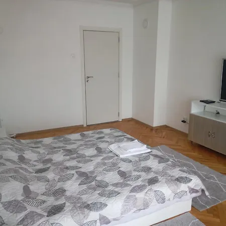 за гости Nik Appartement *