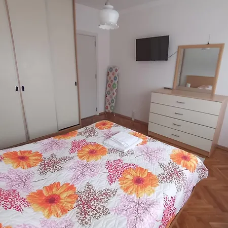 за гости Nik Апартаменты *